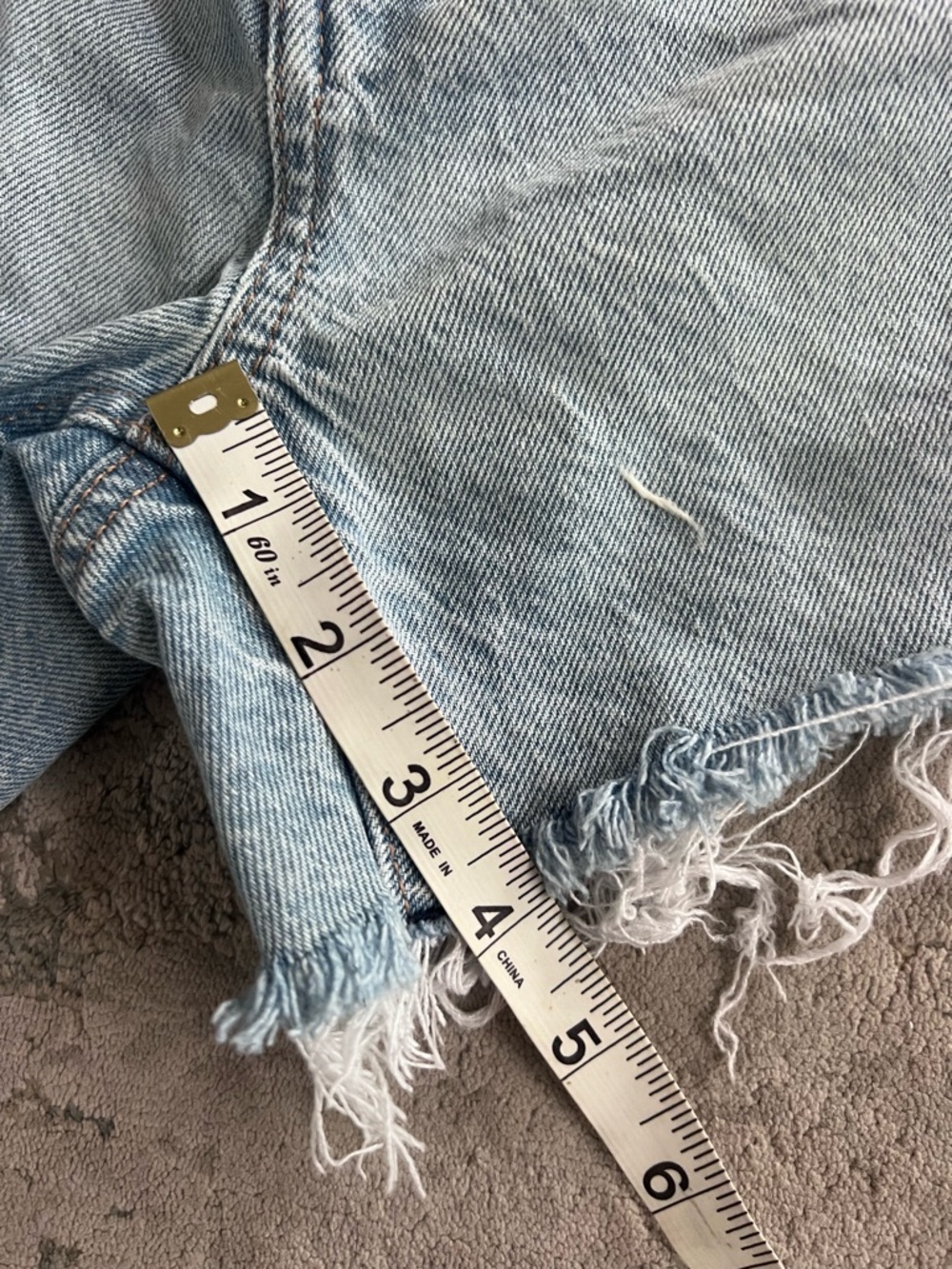 American Eagle Outfitters Light Wash Distressed Denim Cutoff Shorts, Size 4 - Picture 3 of 5